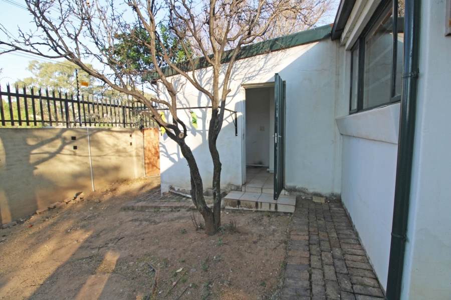 To Let 3 Bedroom Property for Rent in Bryanston East Gauteng