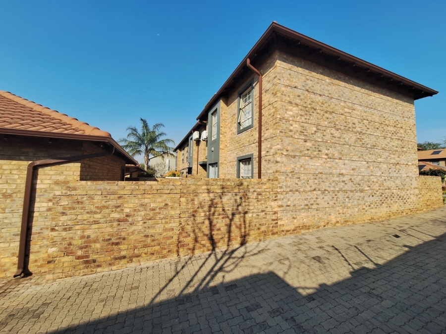 3 Bedroom Property for Sale in Montana Tuine Gauteng