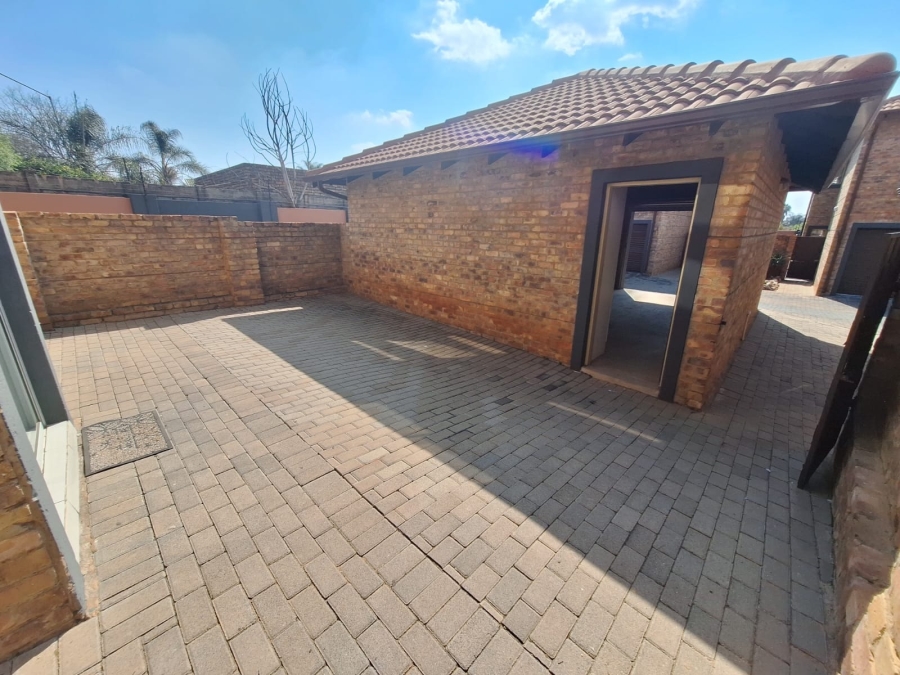3 Bedroom Property for Sale in Montana Tuine Gauteng