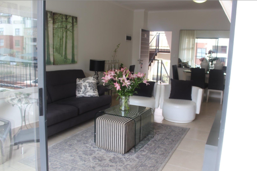To Let 2 Bedroom Property for Rent in Greenstone Hill Gauteng