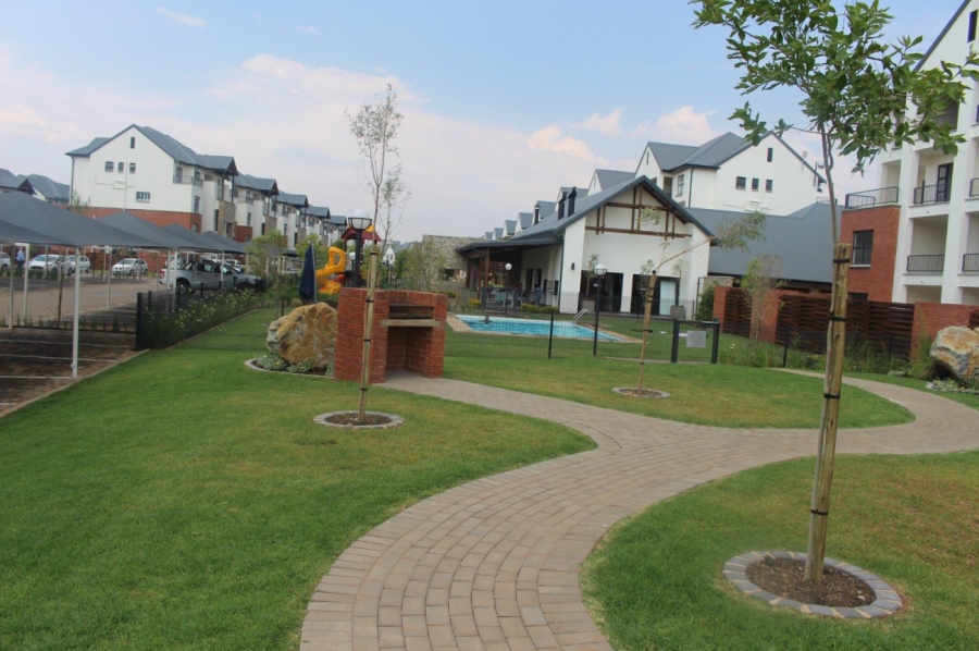 To Let 2 Bedroom Property for Rent in Greenstone Hill Gauteng