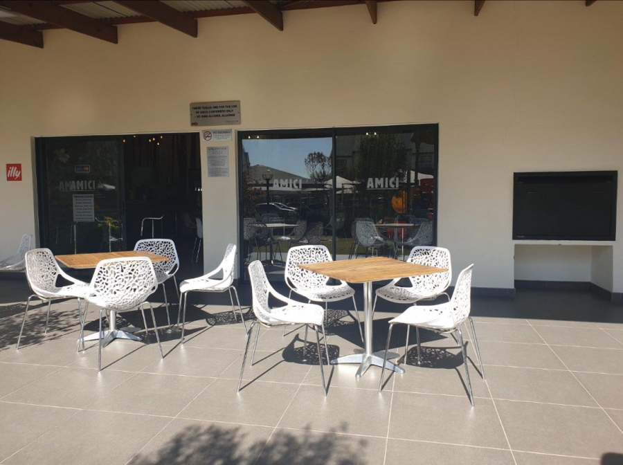 To Let 2 Bedroom Property for Rent in Greenstone Hill Gauteng