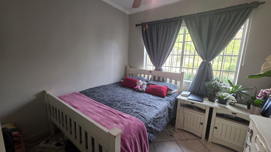 4 Bedroom Property for Sale in Garsfontein Gauteng