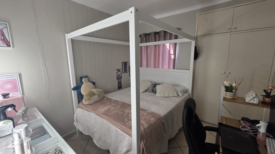 4 Bedroom Property for Sale in Garsfontein Gauteng