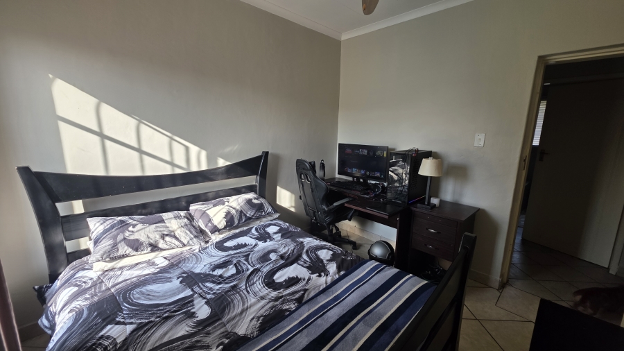 4 Bedroom Property for Sale in Garsfontein Gauteng