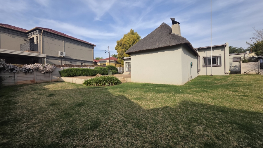 4 Bedroom Property for Sale in Garsfontein Gauteng