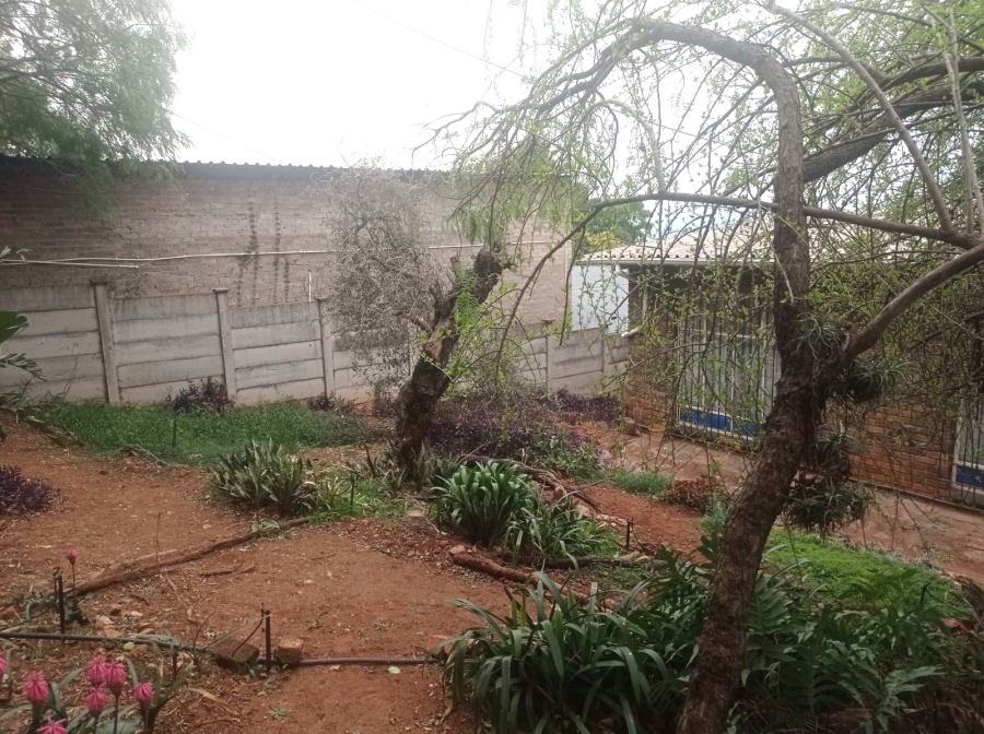 3 Bedroom Property for Sale in Mountain View Gauteng