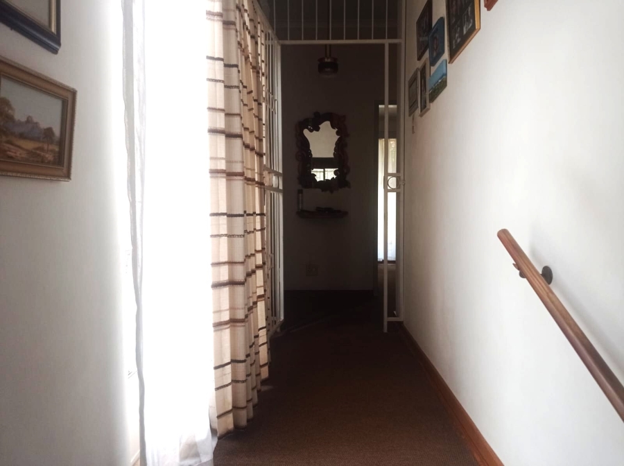 3 Bedroom Property for Sale in Mountain View Gauteng
