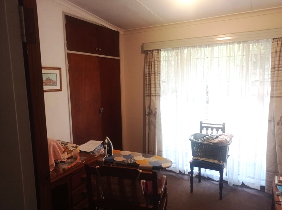 3 Bedroom Property for Sale in Mountain View Gauteng