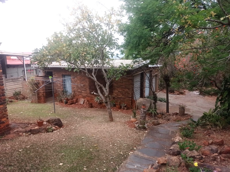 3 Bedroom Property for Sale in Mountain View Gauteng