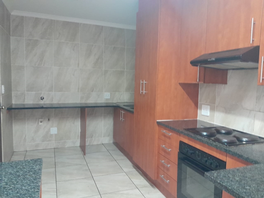 3 Bedroom Property for Sale in Harveston A H Gauteng