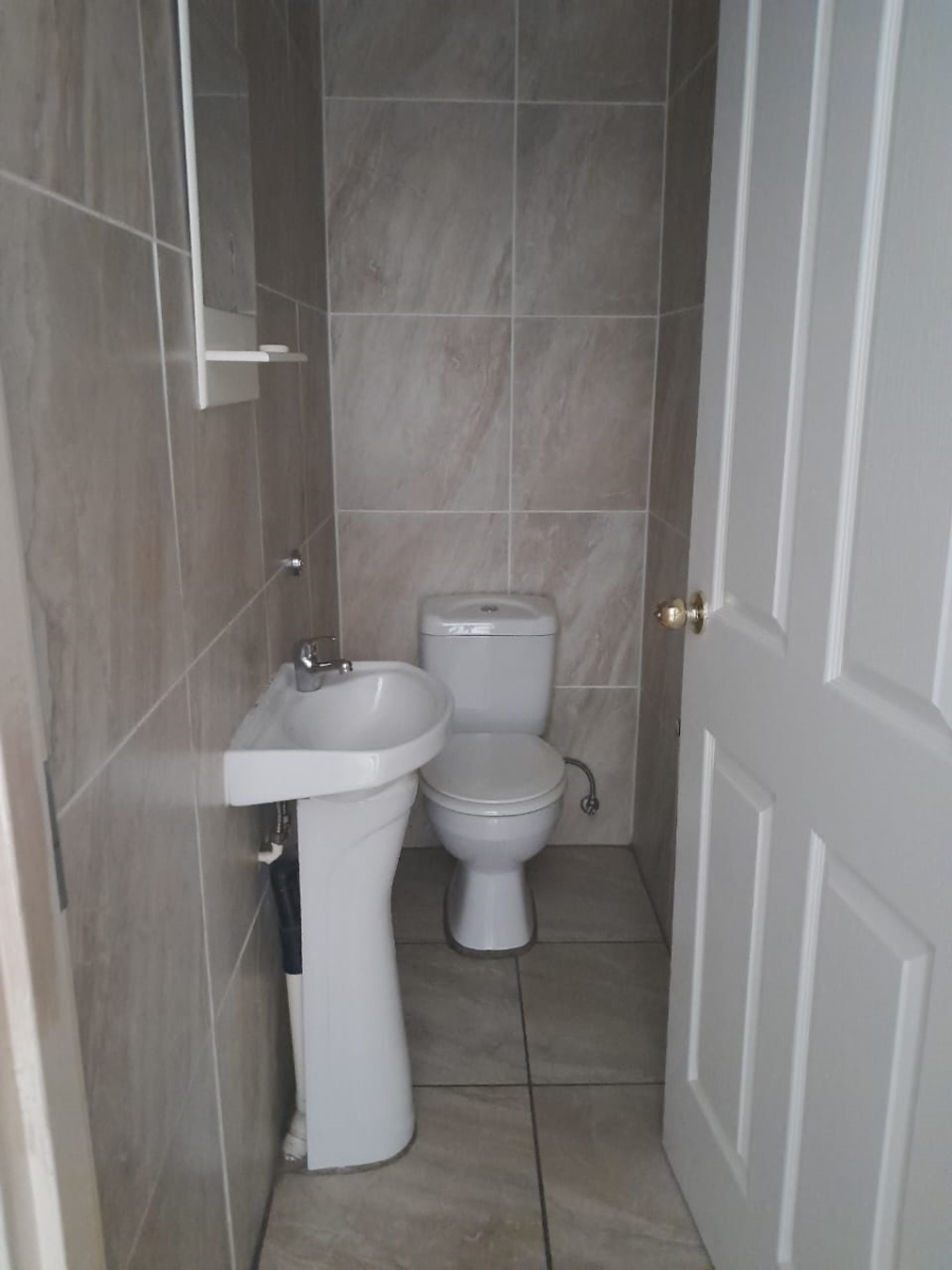 3 Bedroom Property for Sale in Harveston A H Gauteng