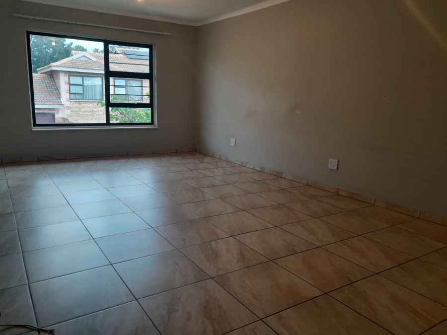 3 Bedroom Property for Sale in Harveston A H Gauteng