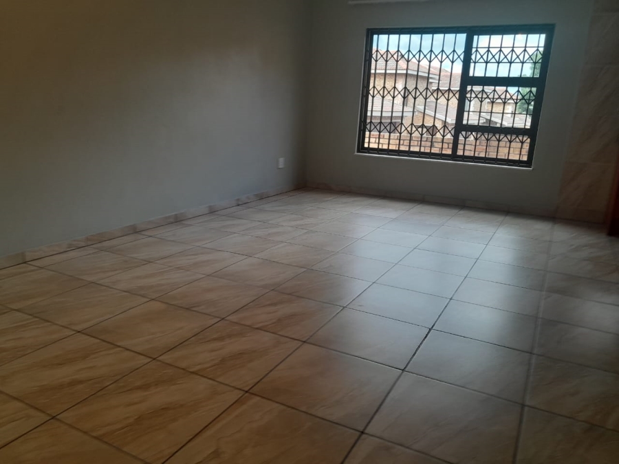 3 Bedroom Property for Sale in Harveston A H Gauteng
