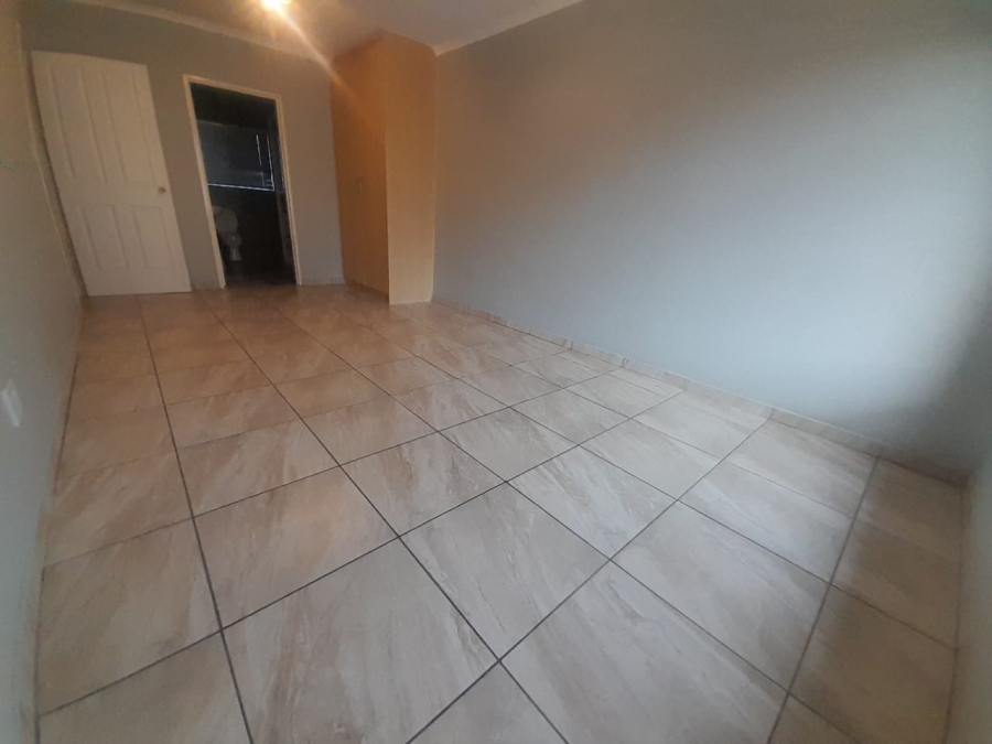 3 Bedroom Property for Sale in Harveston A H Gauteng