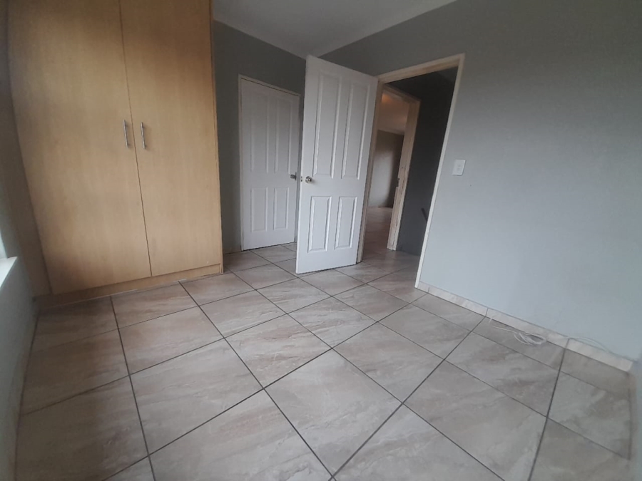 3 Bedroom Property for Sale in Harveston A H Gauteng