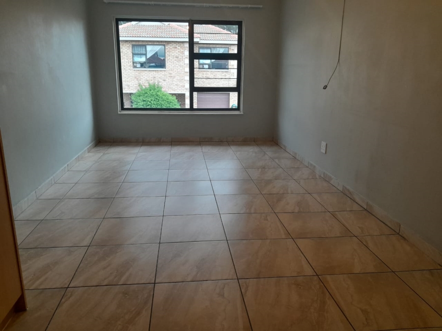 3 Bedroom Property for Sale in Harveston A H Gauteng