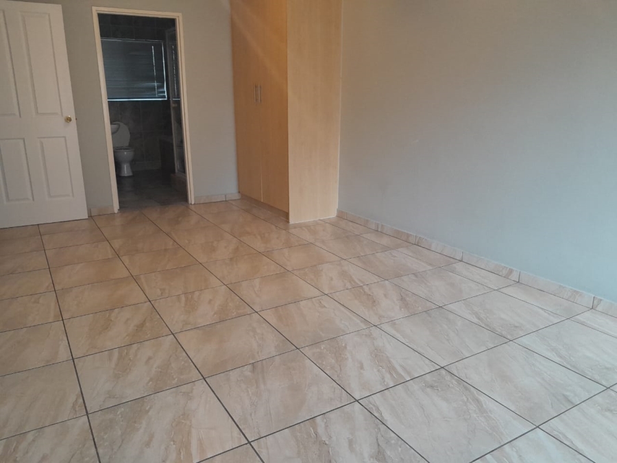 3 Bedroom Property for Sale in Harveston A H Gauteng