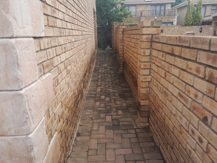 3 Bedroom Property for Sale in Harveston A H Gauteng