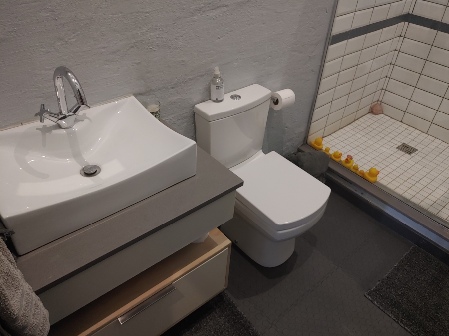 To Let 1 Bedroom Property for Rent in Braamfontein Gauteng