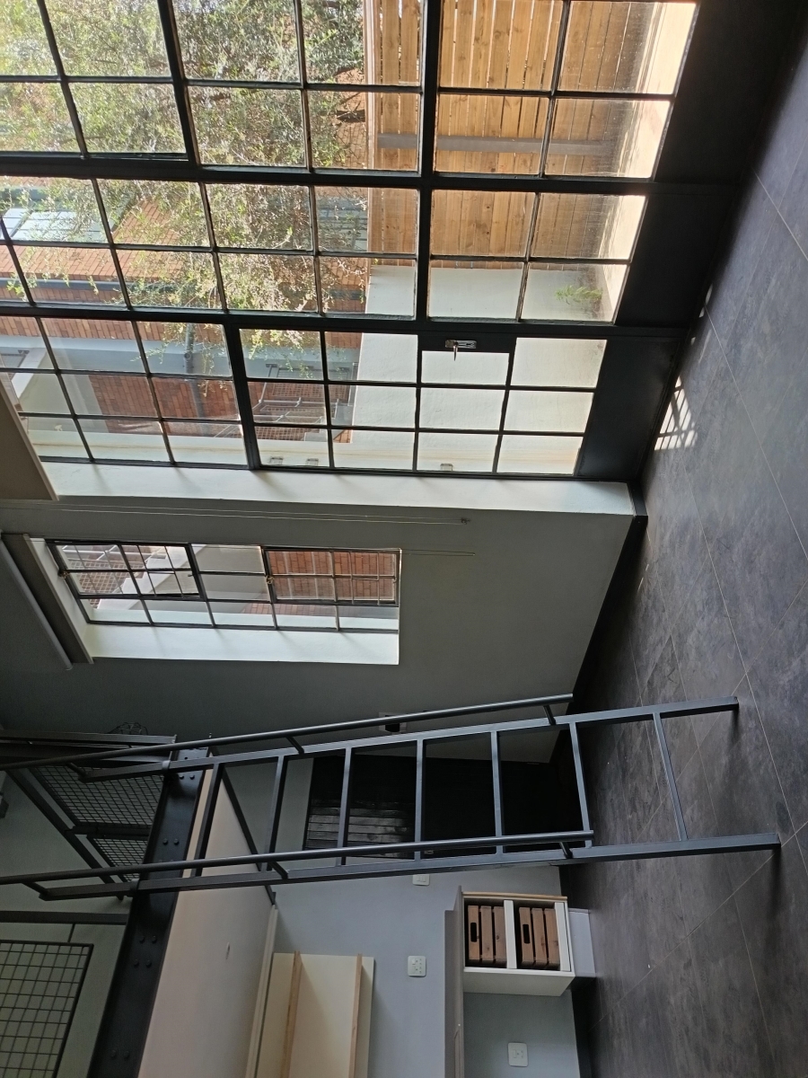 To Let 1 Bedroom Property for Rent in Braamfontein Gauteng