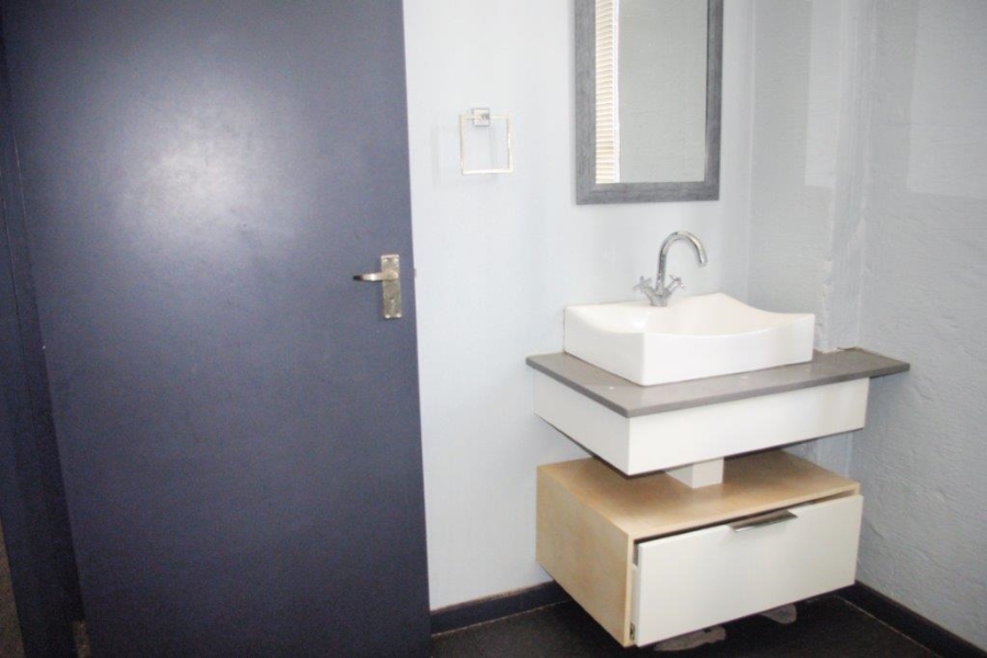 1 Bedroom Property for Sale in Braamfontein Gauteng