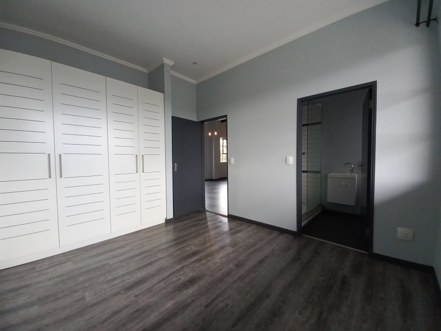 2 Bedroom Property for Sale in Braamfontein Gauteng