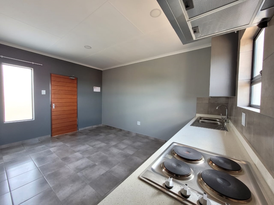 1 Bedroom Property for Sale in Groblerpark Gauteng