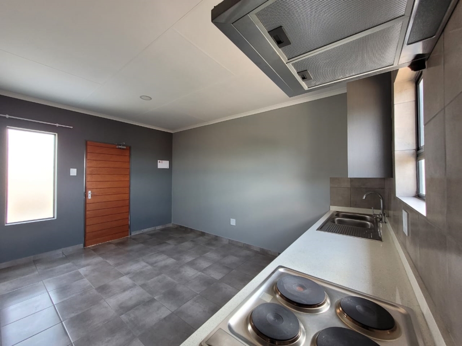 1 Bedroom Property for Sale in Groblerpark Gauteng