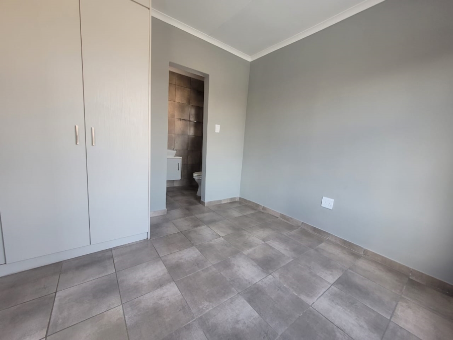 1 Bedroom Property for Sale in Groblerpark Gauteng