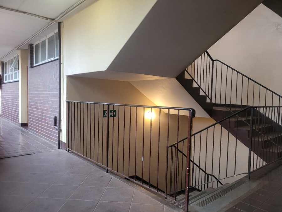 2 Bedroom Property for Sale in Florida Gauteng