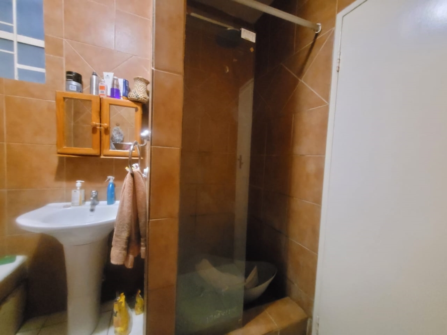 2 Bedroom Property for Sale in Florida Gauteng
