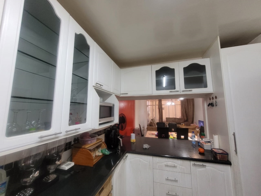 2 Bedroom Property for Sale in Florida Gauteng