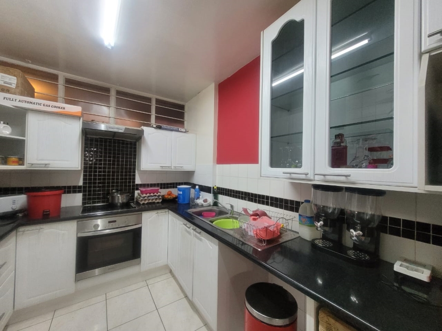 2 Bedroom Property for Sale in Florida Gauteng