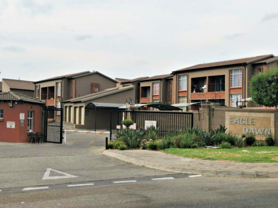 2 Bedroom Property for Sale in Honeydew Ridge Gauteng