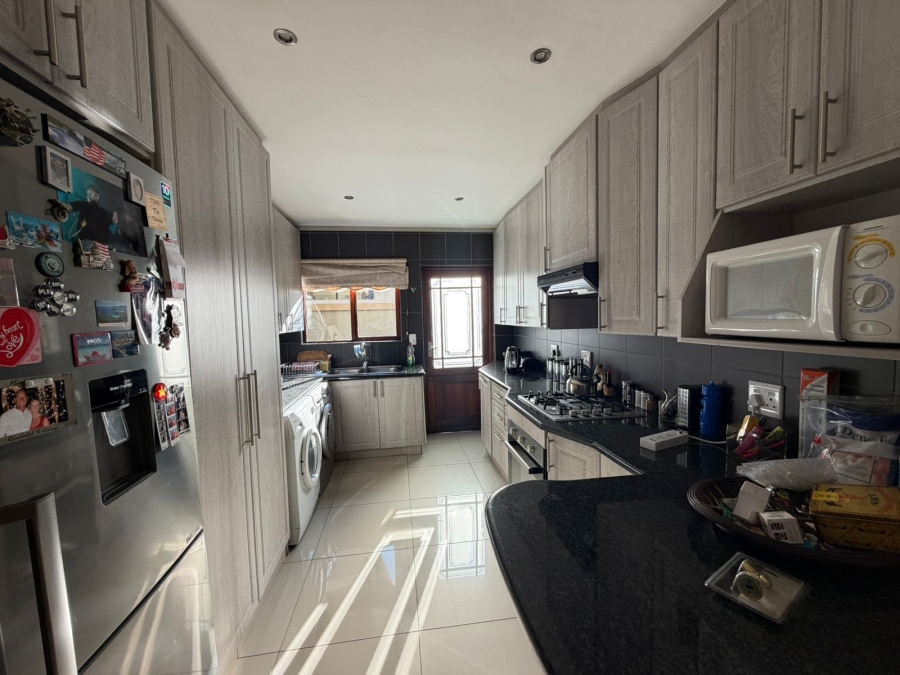 4 Bedroom Property for Sale in Kensington Gauteng