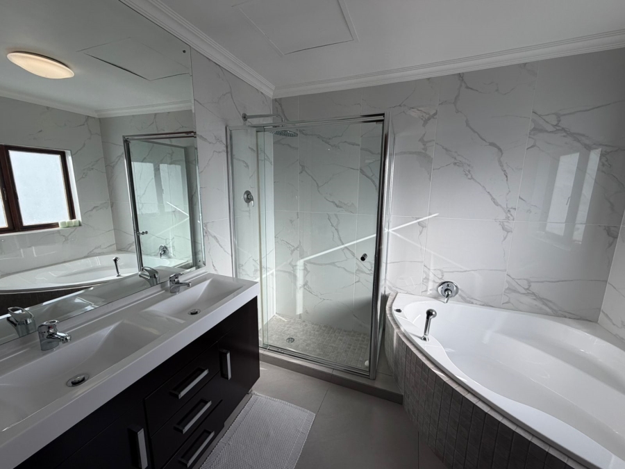 4 Bedroom Property for Sale in Kensington Gauteng