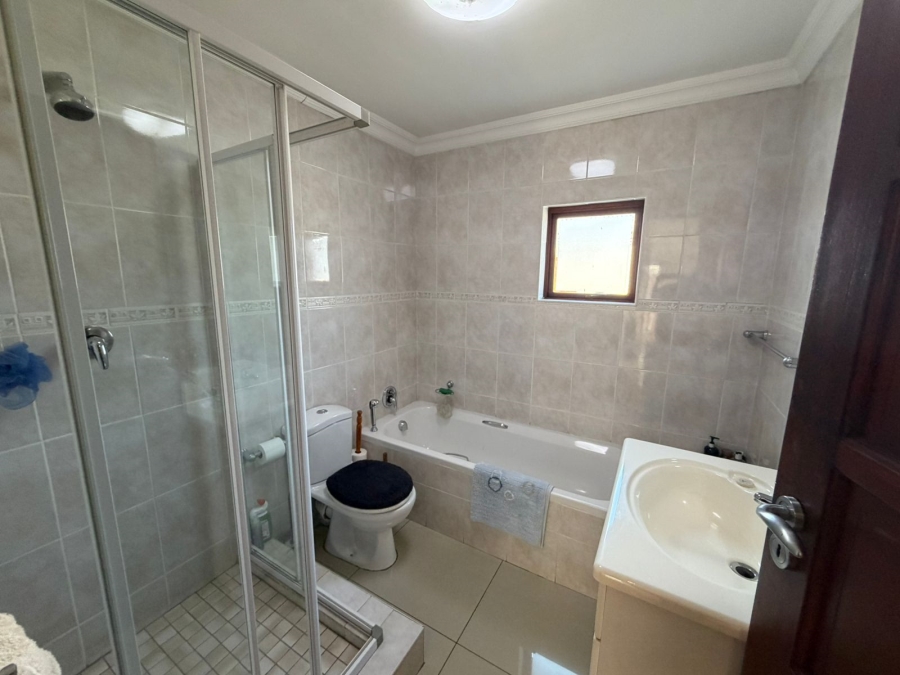 4 Bedroom Property for Sale in Kensington Gauteng