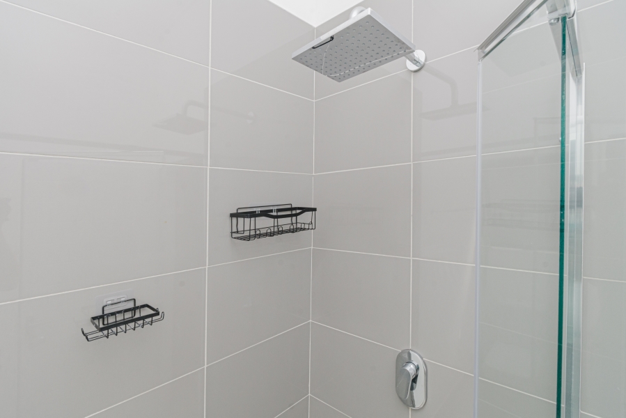 2 Bedroom Property for Sale in Broadacres Gauteng