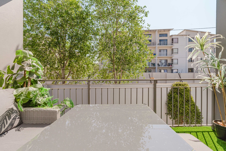 2 Bedroom Property for Sale in Broadacres Gauteng