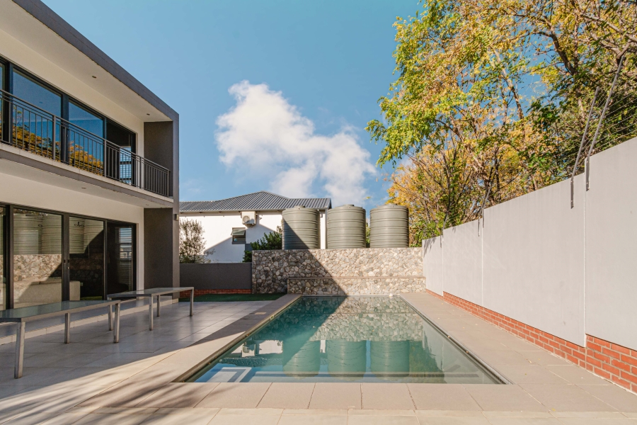 2 Bedroom Property for Sale in Broadacres Gauteng