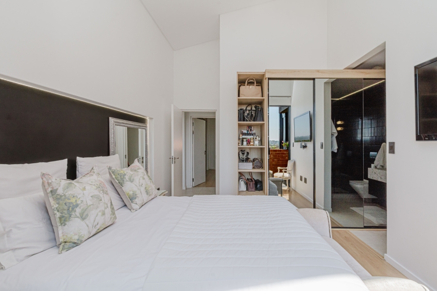 2 Bedroom Property for Sale in Broadacres Gauteng