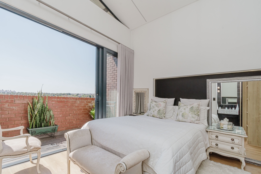 2 Bedroom Property for Sale in Broadacres Gauteng