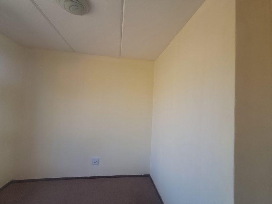 2 Bedroom Property for Sale in Benoni Central Gauteng