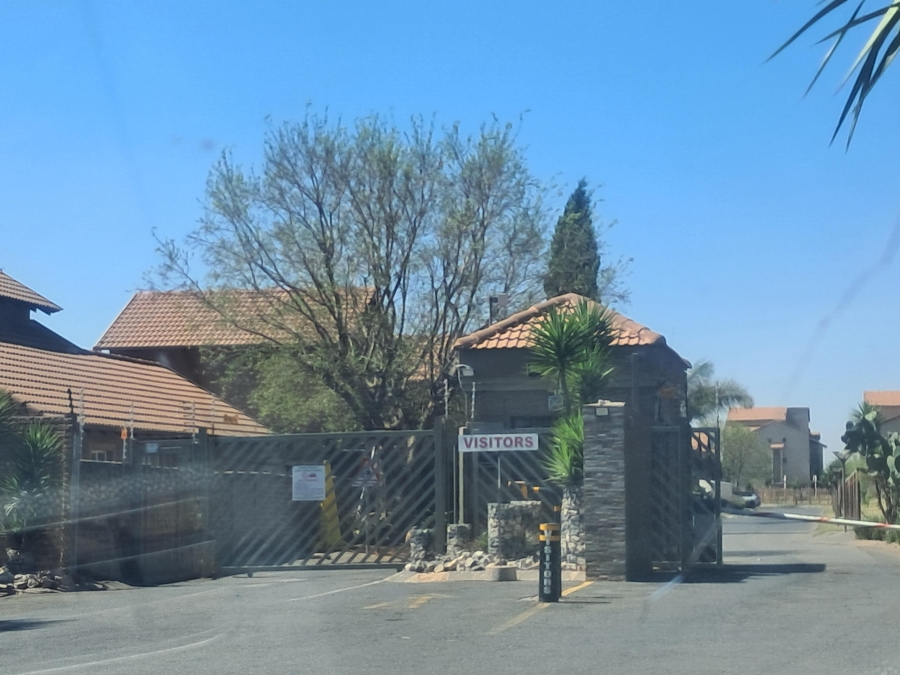 2 Bedroom Property for Sale in Benoni Central Gauteng