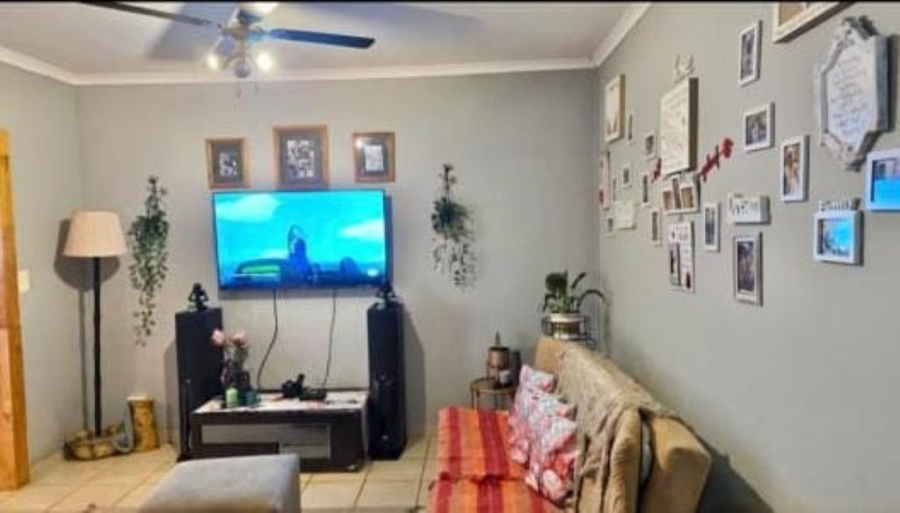 3 Bedroom Property for Sale in Mountain View Gauteng