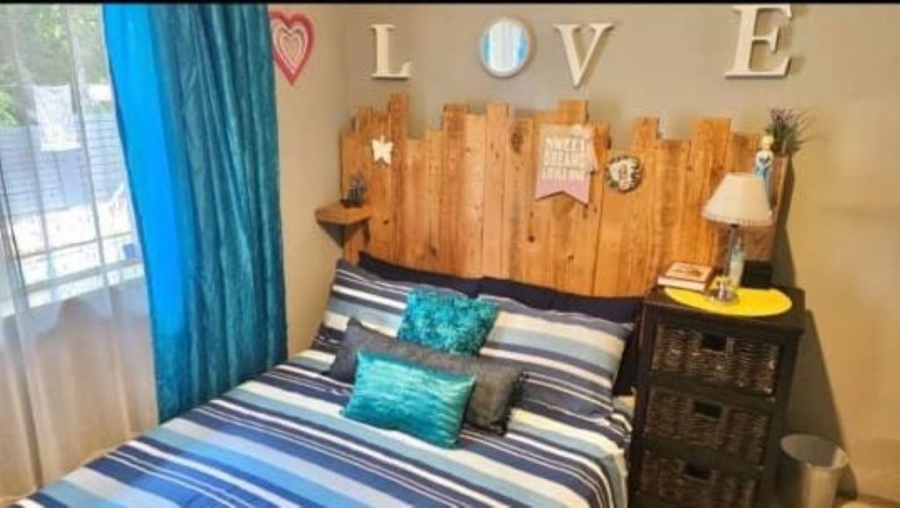 3 Bedroom Property for Sale in Mountain View Gauteng
