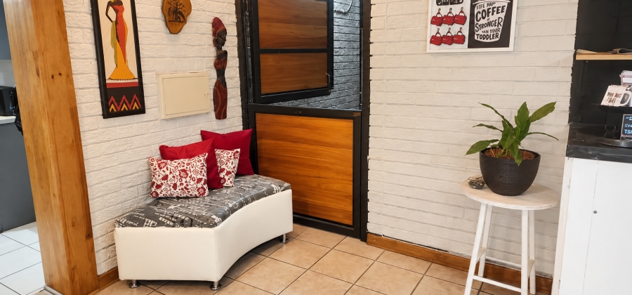3 Bedroom Property for Sale in Mountain View Gauteng