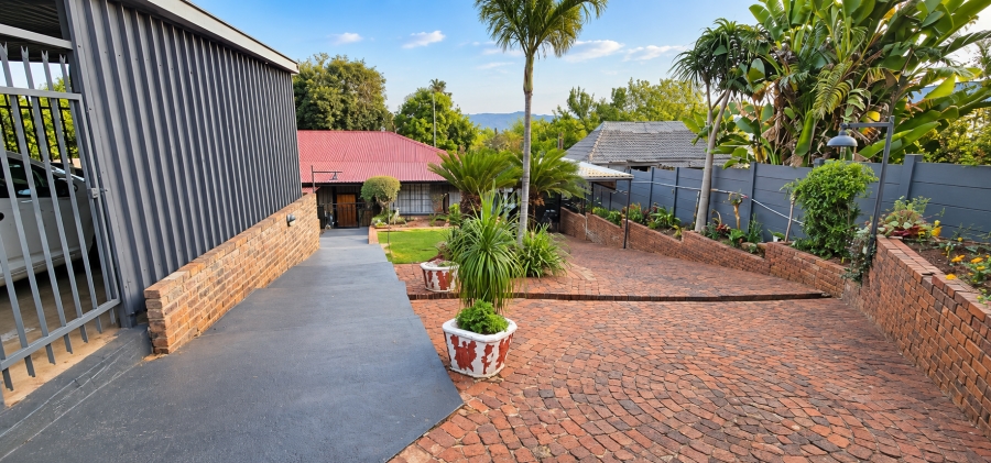 3 Bedroom Property for Sale in Mountain View Gauteng