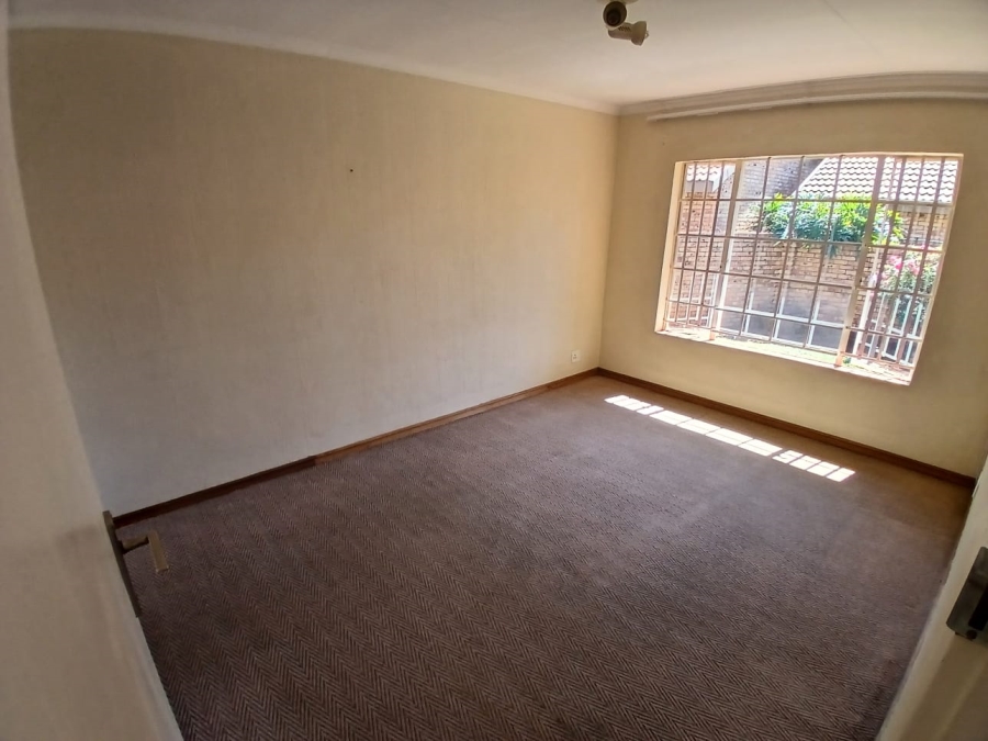 To Let 2 Bedroom Property for Rent in Equestria Gauteng